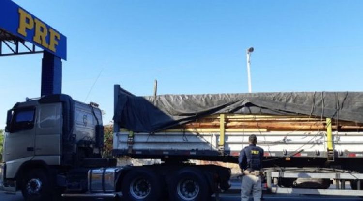 Com informações: PRF Com informações: PRF